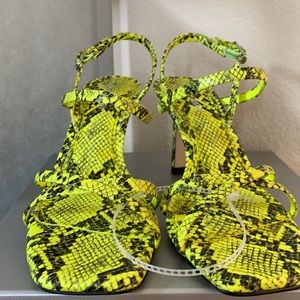 Gianni Bini size 7 “Neveena” sandals